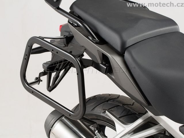 boční nosiče QUICK-LOCK EVO Honda VFR 800 X Crossrunner (15-) - Kliknutím na obrázek zavřete