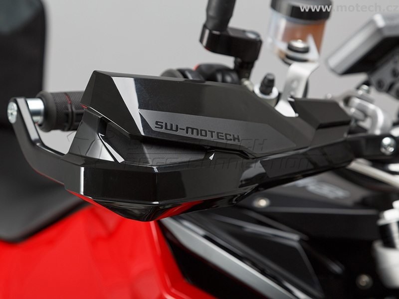 kryty rukou KOBRA Husquarna 900 Nuda - Kliknutím na obrázek zavřete