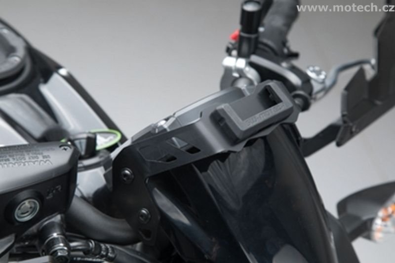 Držák GPS k přístrojům Kawasaki Z650 (16-) - Kliknutím na obrázek zavřete