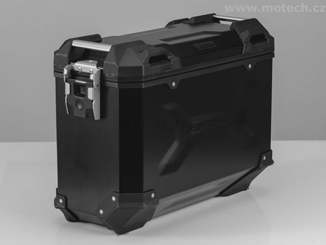 kompletní sada bočních kufrů TRAX Adventure 37/37 l černé Yamaha MT-09 Tracer RN43 (16-18) - Kliknutím na obrázek zavřete