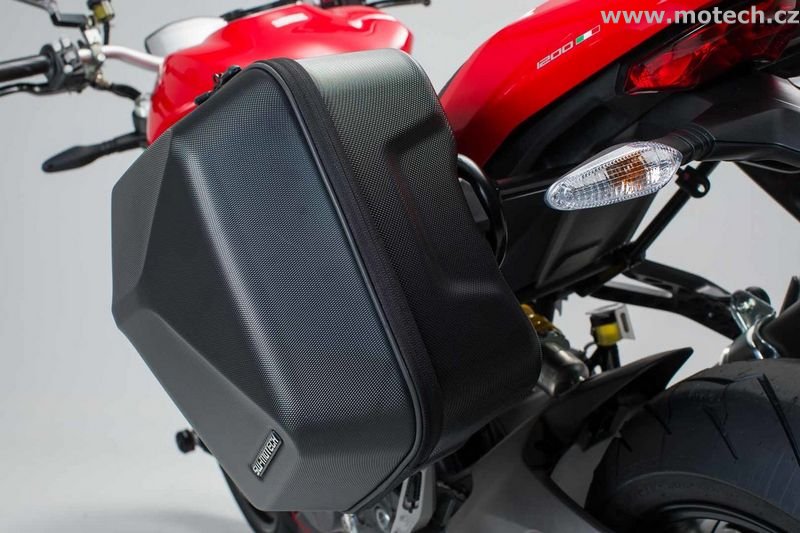 sada bočních kufrů URBAN s nosiči 2x 16 l Ducati Monster 1200/S (16-) - Kliknutím na obrázek zavřete