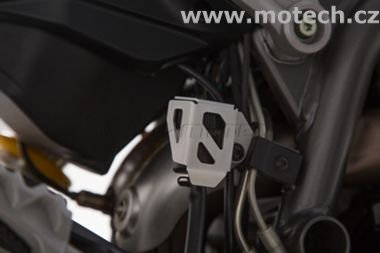 kryt brzdové nádobky Ducati Hypermotard/Hyperstrada 821/939 - Kliknutím na obrázek zavřete