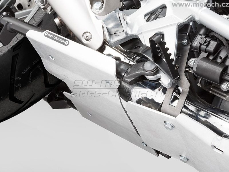 rozšíření krytu motoru k hlavnímu stojanu - stříbrné BMW R 1200 GS (13-) - Kliknutím na obrázek zavřete