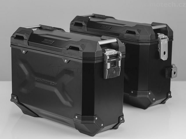kompletní sada bočních kufrů TRAX Adventure 37/37 l černé Kawasaki Versys 1000 (12-14) - Kliknutím na obrázek zavřete