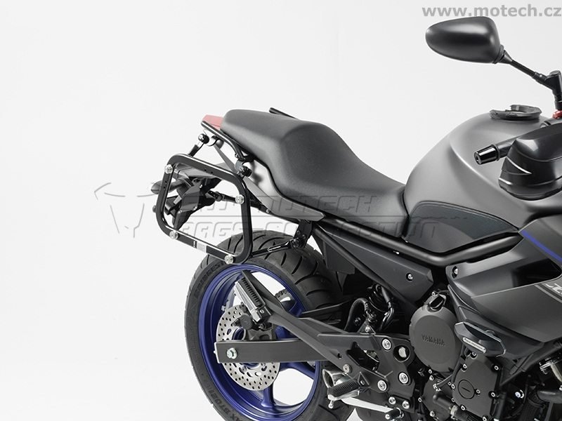 boční nosiče QUICK-LOCK EVO Yamaha XJ-6 (13-) - Kliknutím na obrázek zavřete