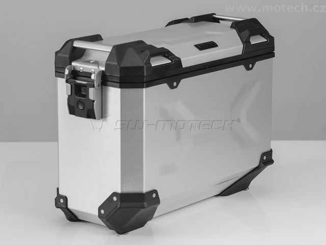 kompletní sada bočních kufrů TRAX Adventure 37/37 l stříbrné Yamaha MT-09 Tracer (14-) - Kliknutím na obrázek zavřete