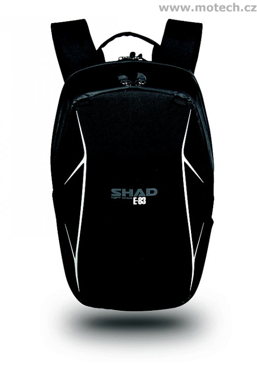 Vyztužený batoh SHAD E83 - 17 litrů - Kliknutím na obrázek zavřete