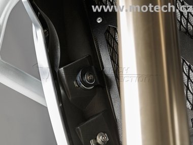 hliníkový kryt chladiče BMW R 1200 GS LC (13-) - Kliknutím na obrázek zavřete